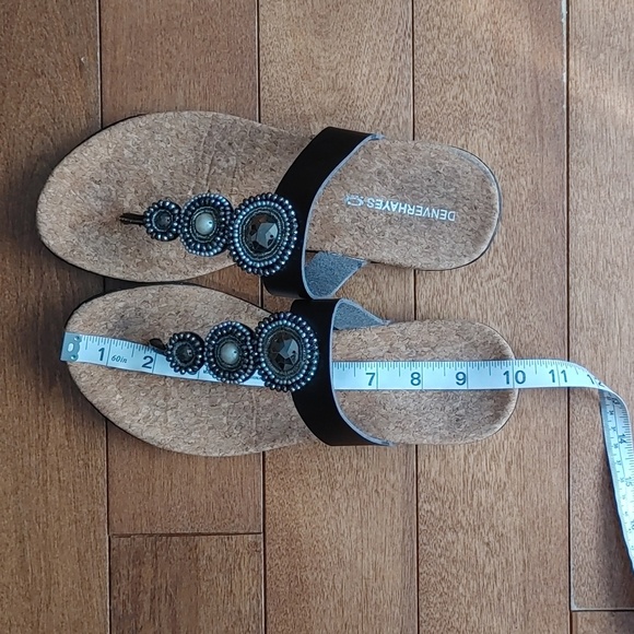 Denver Hayes Leather Bling T Strap Embellished Sandals - Picture 6 of 6